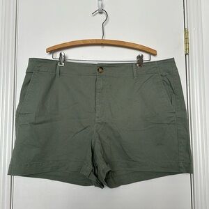 Loft Green Curvy Shorts